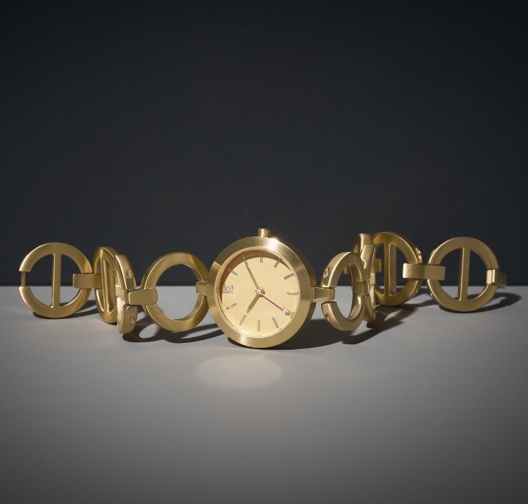 Image of the jewellery-bracelet watch.