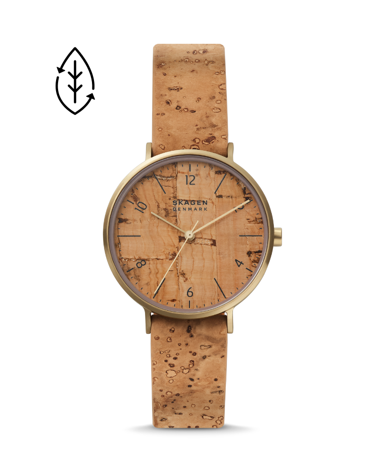 A pro-planet watch made from cork.