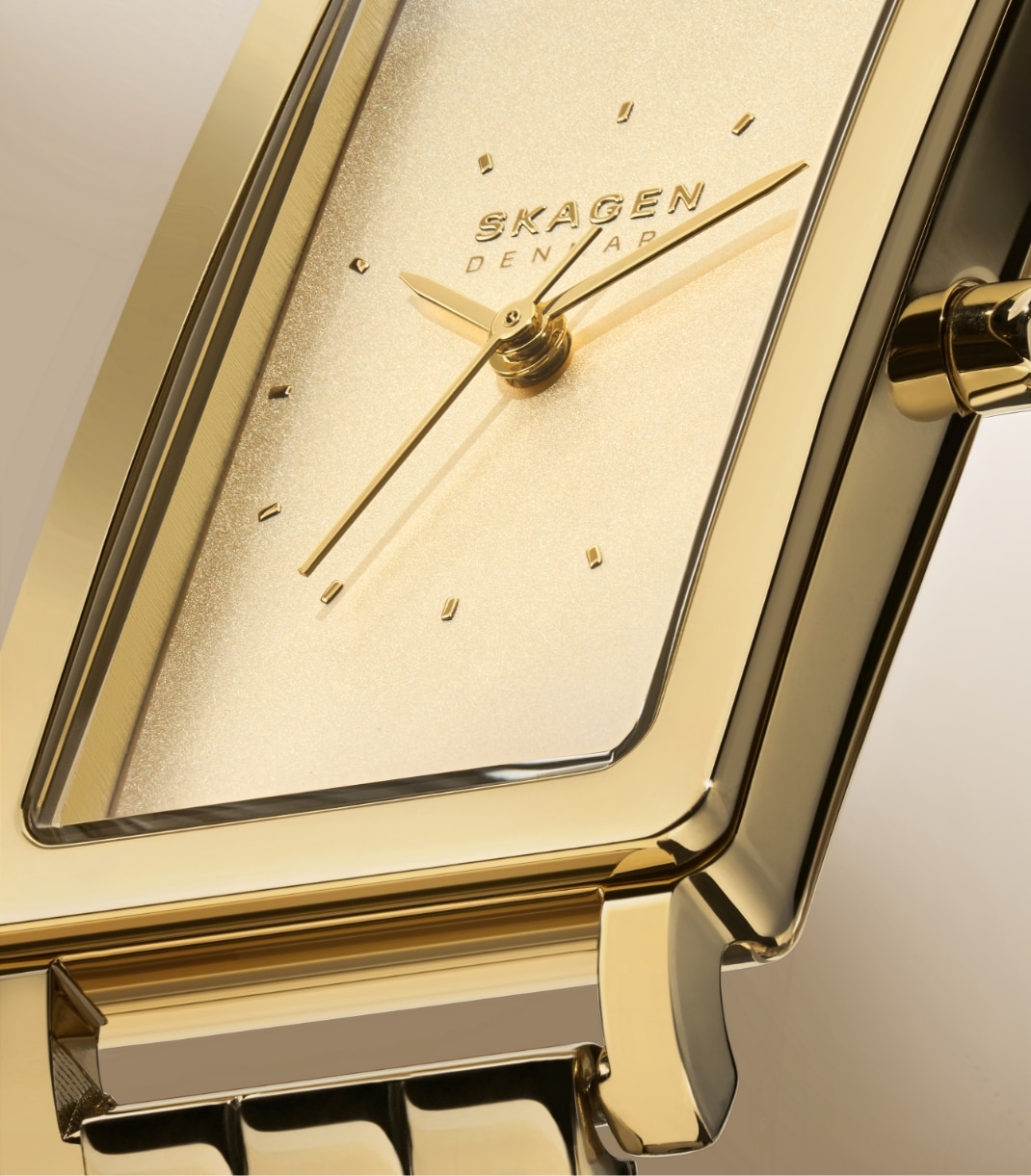 Mehrere Bilder mit Uhren aus der neuen Kollektion Hagen