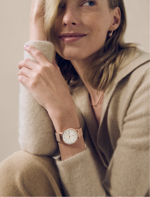 Image of model wearing a Kuppel watch