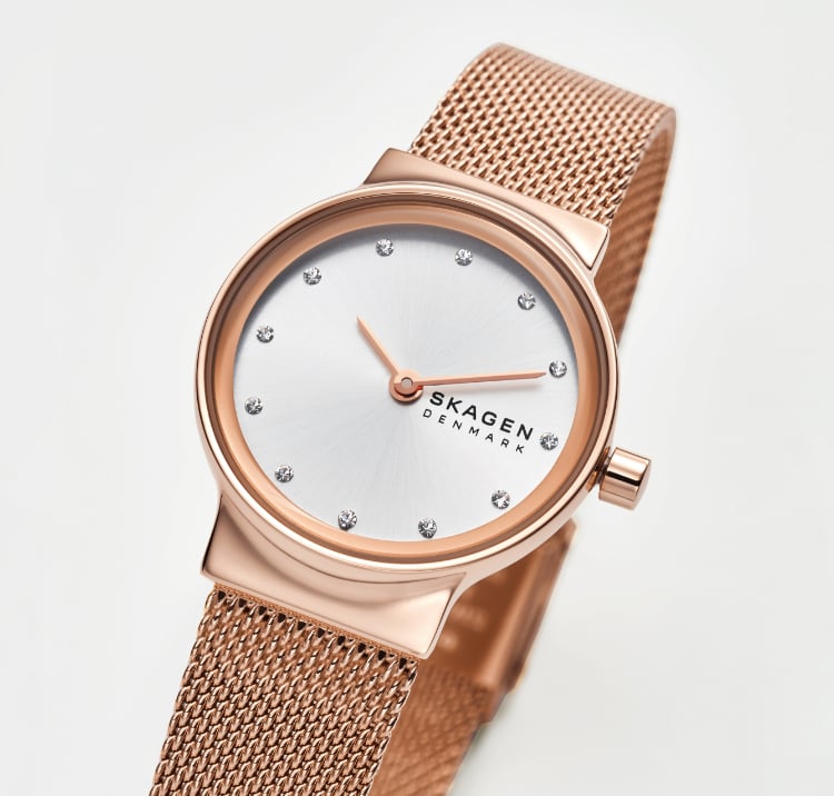 Ironisch Soms domineren Freja Lille Rose Gold-Tone Steel Mesh Watch SKW2665 - Skagen