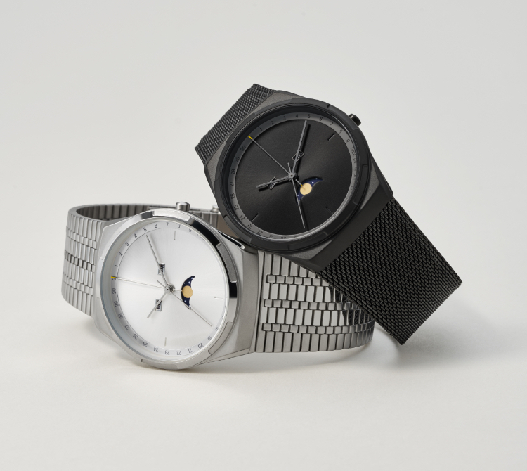 Image of a man. Image of two Soulland watches.