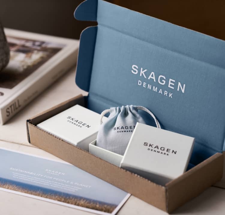 Pantone X Skagen レッドガラス ドロップピアス SKJ1695710 - Skagen