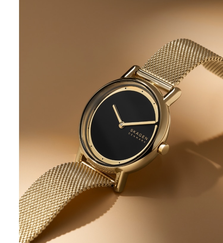 Hero image of a black and gold Signatur watch